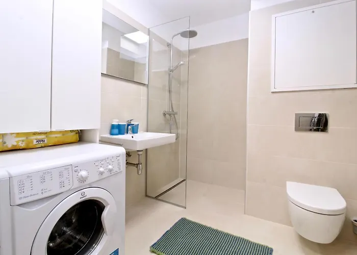 Balcony/pool/free Parking Garage Apartamento *