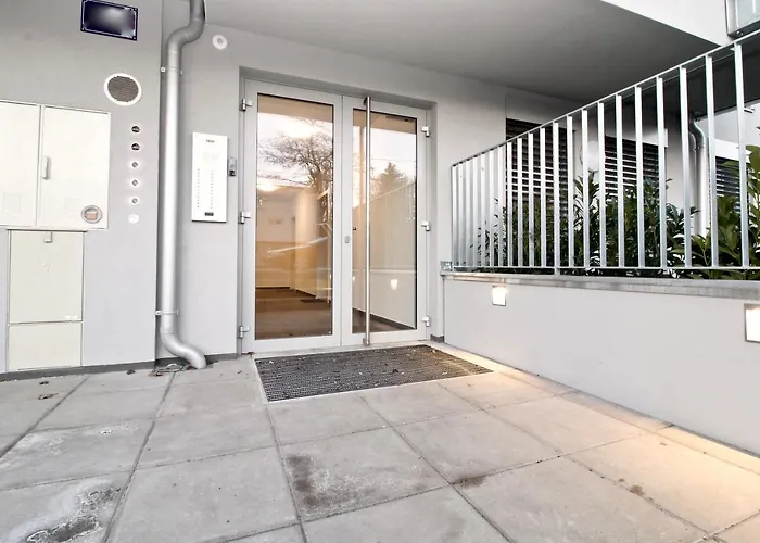 Apartman Balcony/pool/free Parking Garage Bécs