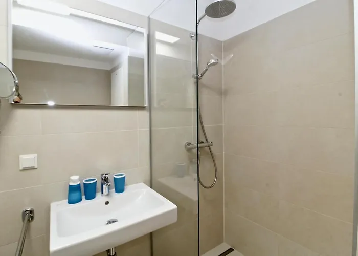 Apartamento Balcony/pool/free Parking Garage *
