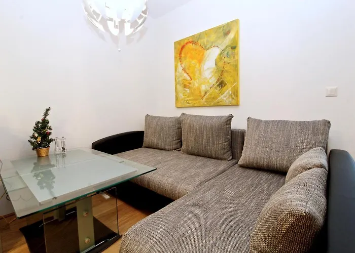 Balcony/pool/free Parking Garage Apartamento Viena