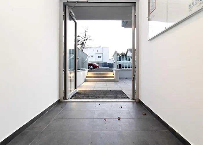 Balcony/pool/free Parking Garage Apartamento Viena