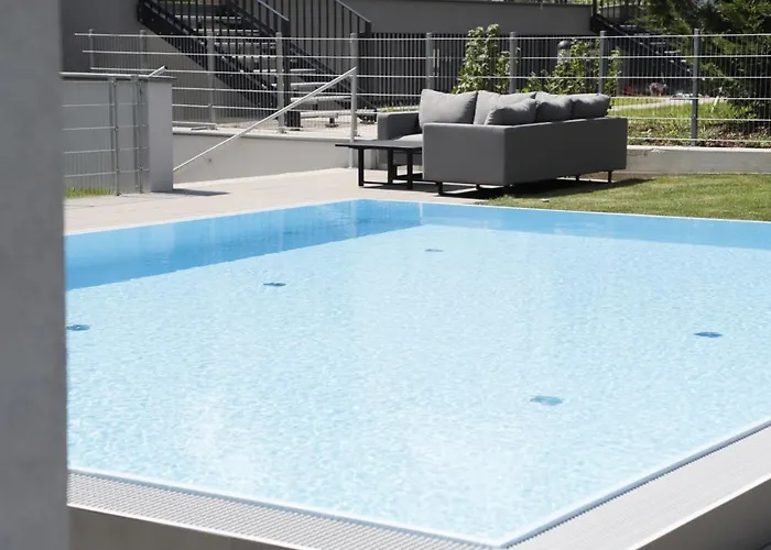 Balcony/pool/free Parking Garage Apartamento