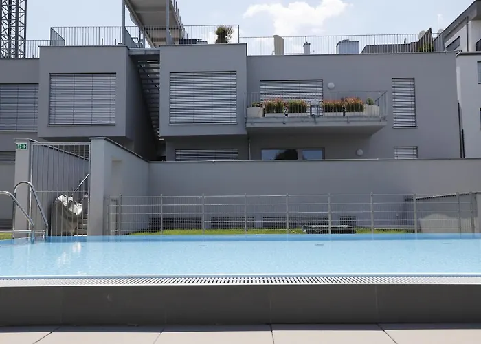 Apartamento Balcony/pool/free Parking Garage *
